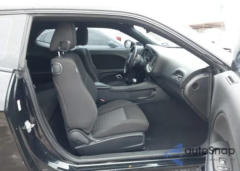 2020 Dodge Challenger Sxt z USA, uszkodzony, nr VIN 2C3CDZAG8LH250673